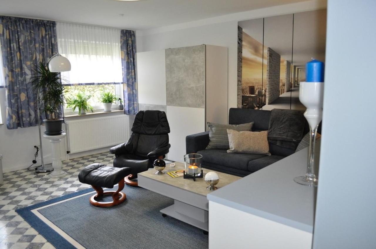 Ferienwohnung Suedpark Шнефердінген Екстер'єр фото